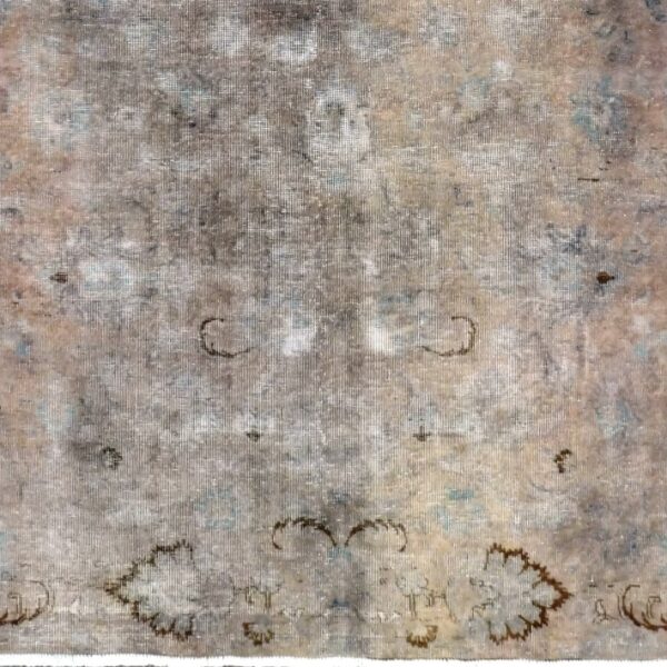 Vintage Sotto Tavolo